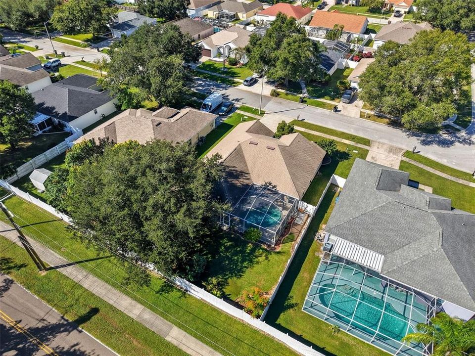 Activo con contrato: $430,000 (4 camas, 3 baños, 2077 Pies cuadrados)