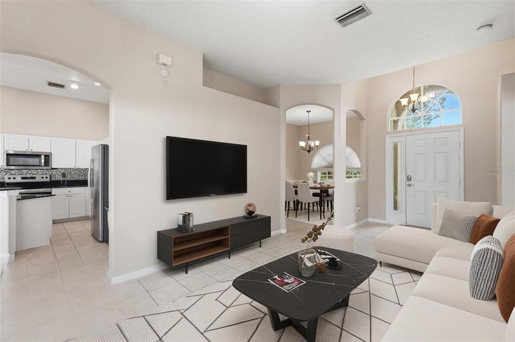 Activo con contrato: $430,000 (4 camas, 3 baños, 2077 Pies cuadrados)