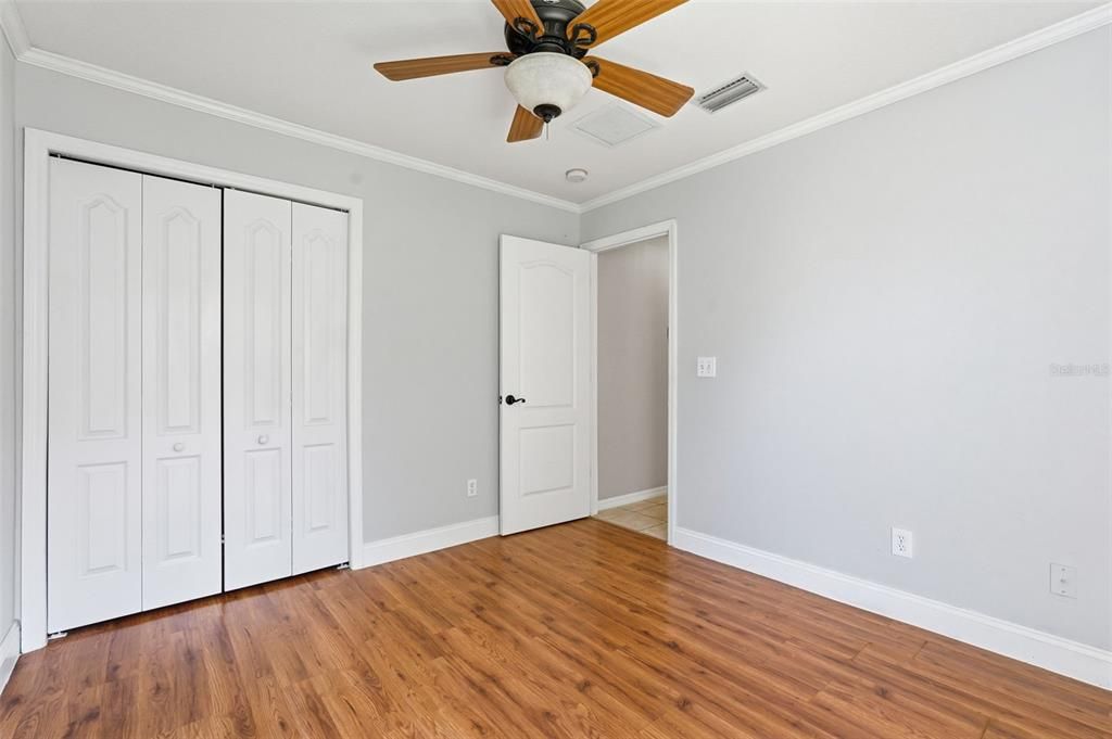 Activo con contrato: $430,000 (4 camas, 3 baños, 2077 Pies cuadrados)