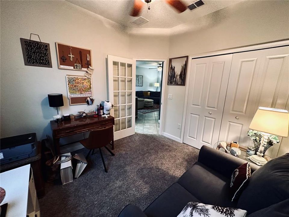 En Venta: $395,900 (3 camas, 2 baños, 1677 Pies cuadrados)