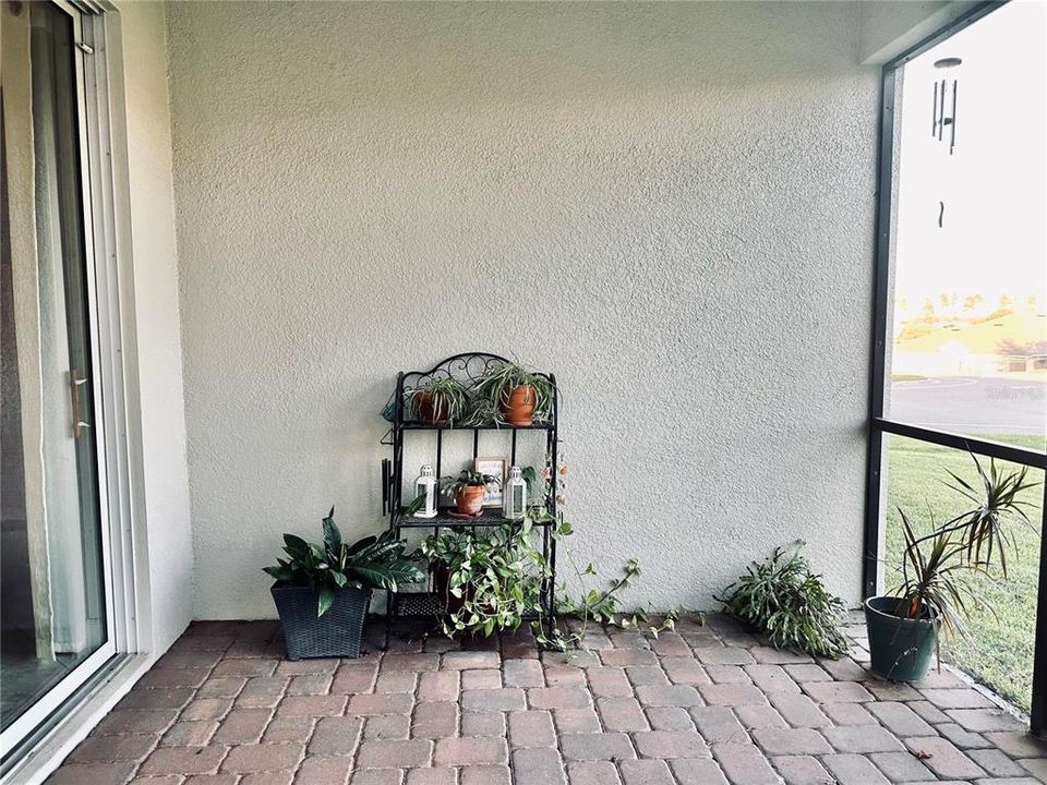 En Venta: $395,900 (3 camas, 2 baños, 1677 Pies cuadrados)