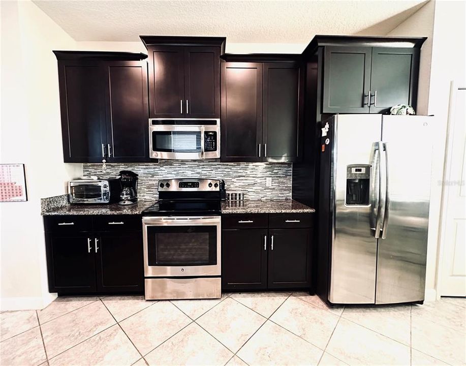 En Venta: $395,900 (3 camas, 2 baños, 1677 Pies cuadrados)