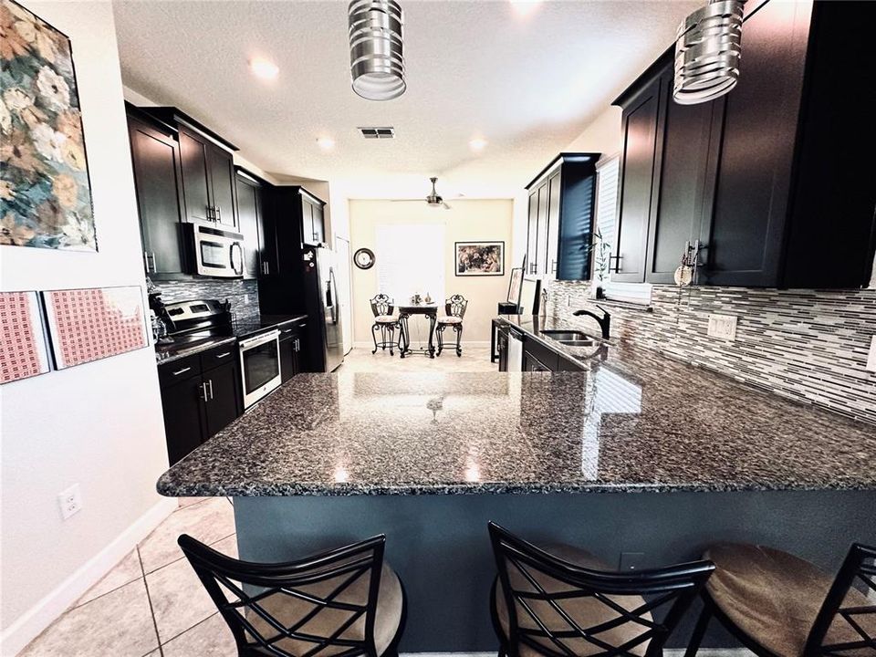 En Venta: $395,900 (3 camas, 2 baños, 1677 Pies cuadrados)