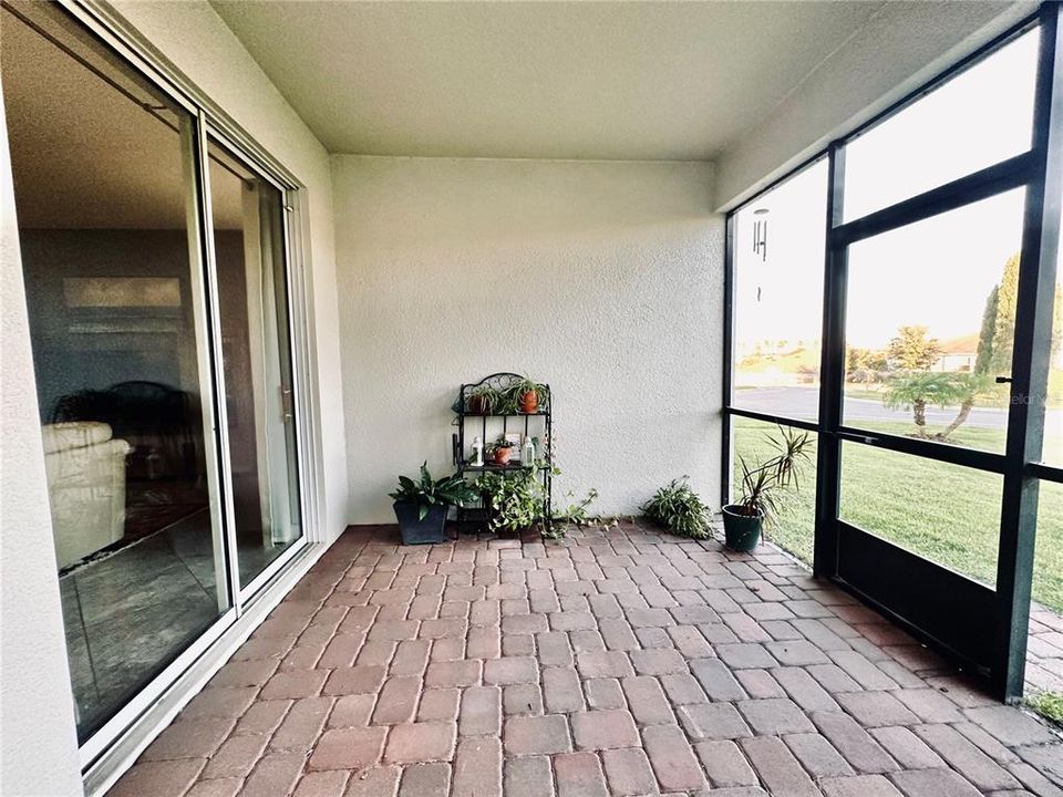 En Venta: $395,900 (3 camas, 2 baños, 1677 Pies cuadrados)