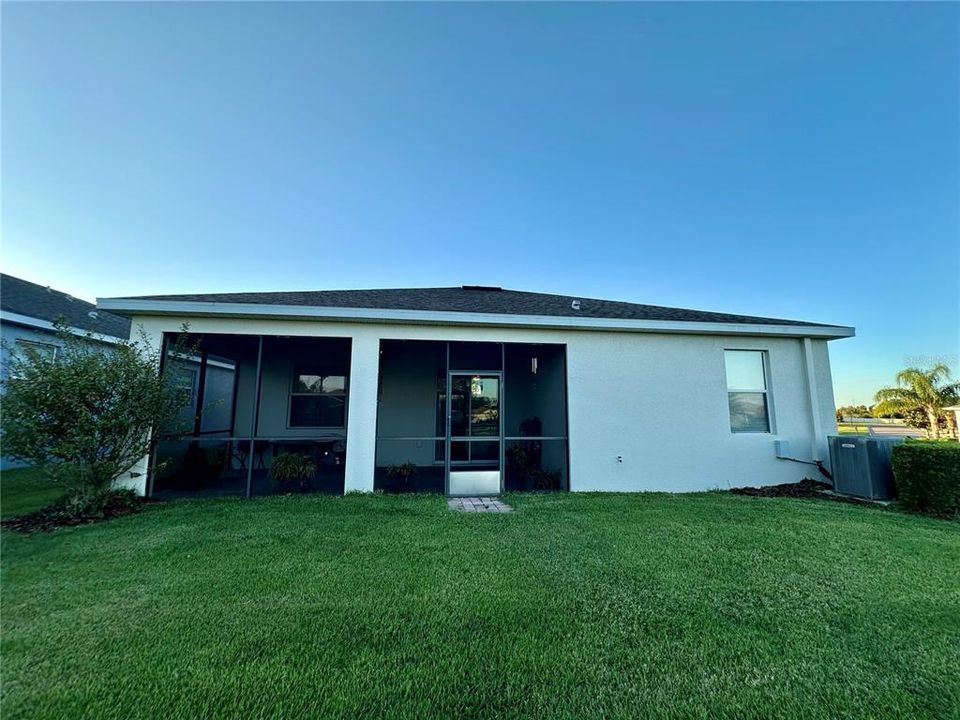 En Venta: $395,900 (3 camas, 2 baños, 1677 Pies cuadrados)