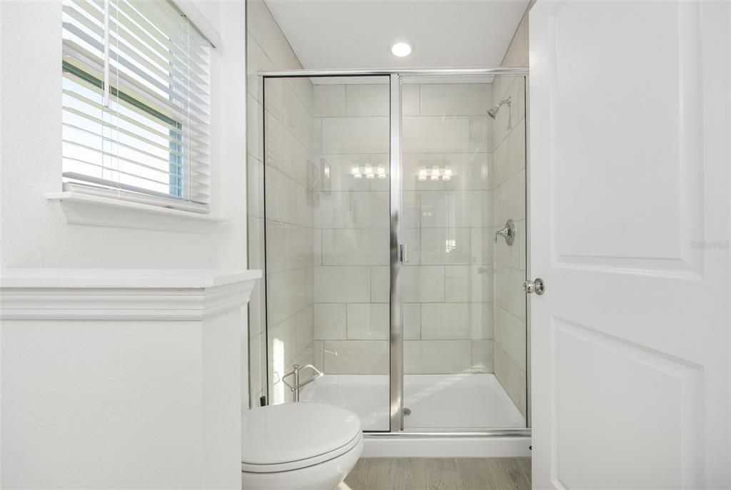 待售: $294,400 (3 贝兹, 2 浴室, 1820 平方英尺)