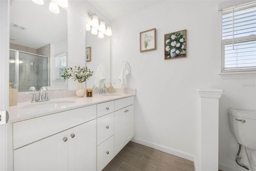 待售: $294,400 (3 贝兹, 2 浴室, 1820 平方英尺)