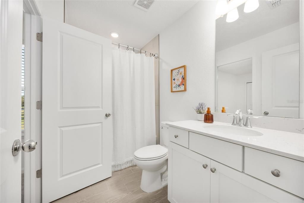 待售: $294,400 (3 贝兹, 2 浴室, 1820 平方英尺)