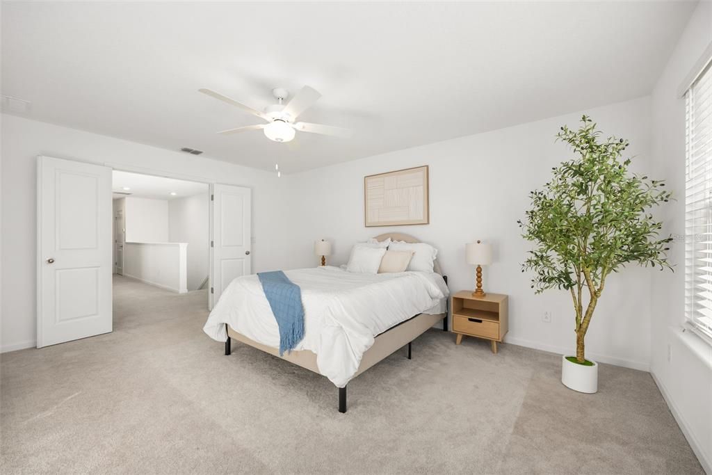 待售: $294,400 (3 贝兹, 2 浴室, 1820 平方英尺)