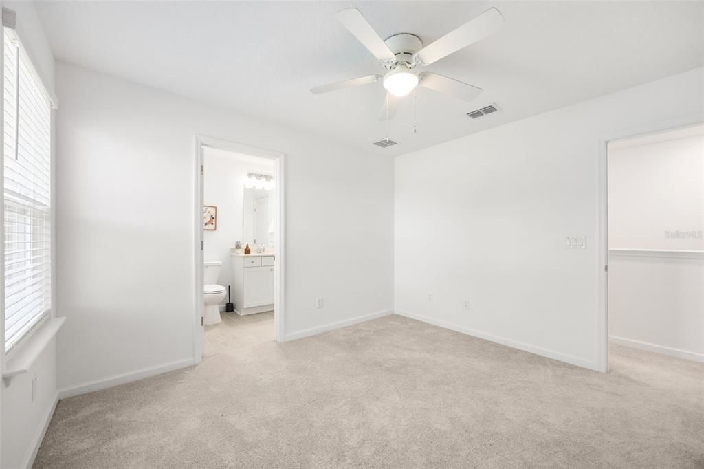 待售: $294,400 (3 贝兹, 2 浴室, 1820 平方英尺)