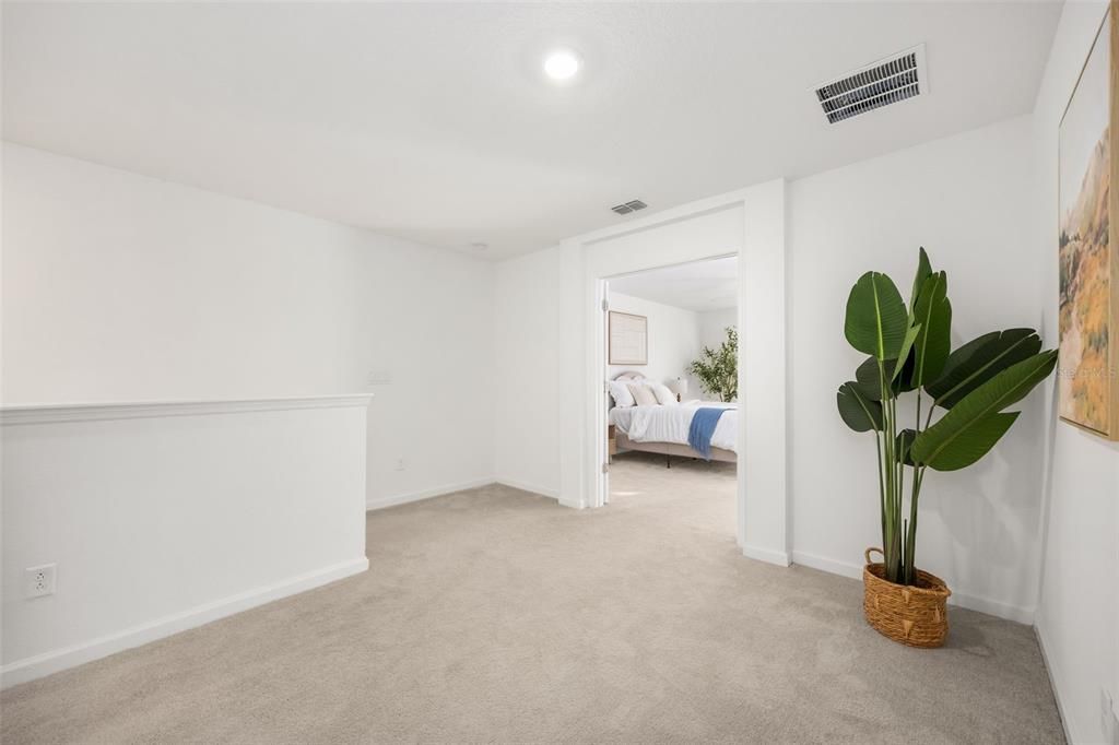 待售: $294,400 (3 贝兹, 2 浴室, 1820 平方英尺)