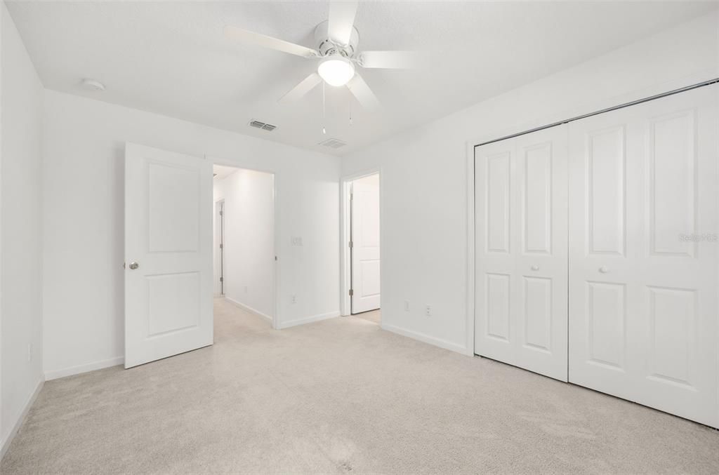 待售: $294,400 (3 贝兹, 2 浴室, 1820 平方英尺)