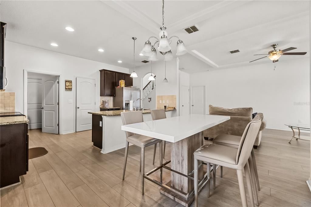 В аренду: $3,100 (5 спален, 2 ванн, 2595 Квадратных фут)