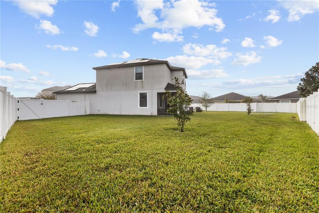 В аренду: $3,100 (5 спален, 2 ванн, 2595 Квадратных фут)