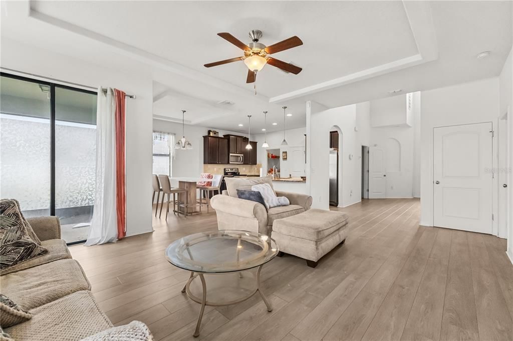 В аренду: $3,100 (5 спален, 2 ванн, 2595 Квадратных фут)