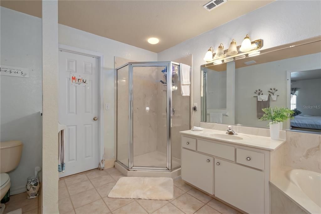 Active With Contract: $275,536 (4 beds, 3 baths, 2026 Square Feet)