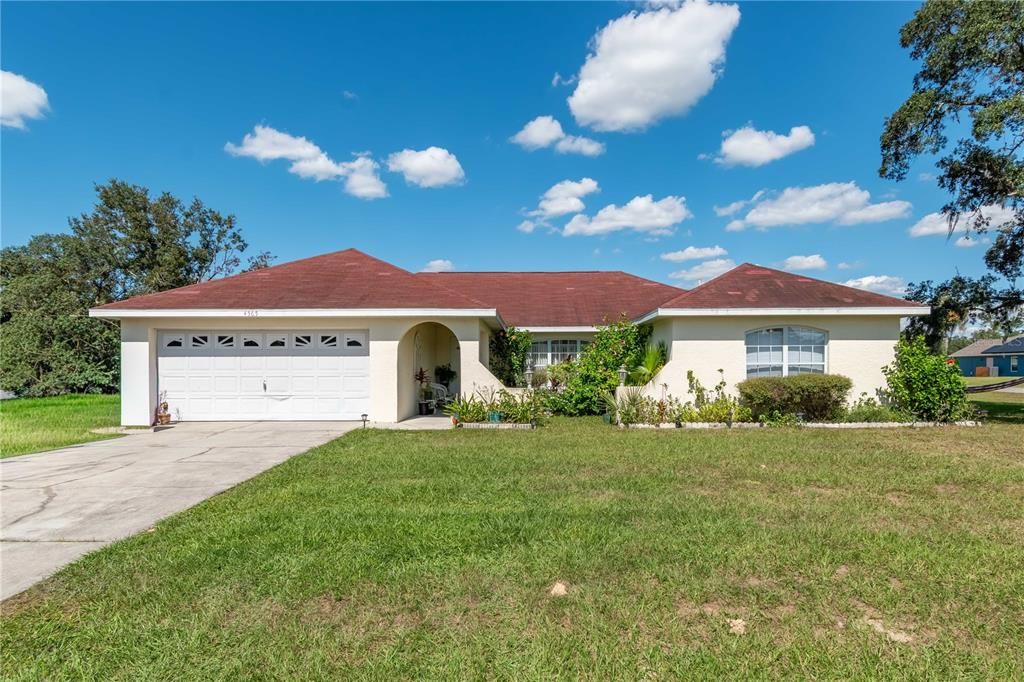 Active With Contract: $275,536 (4 beds, 3 baths, 2026 Square Feet)