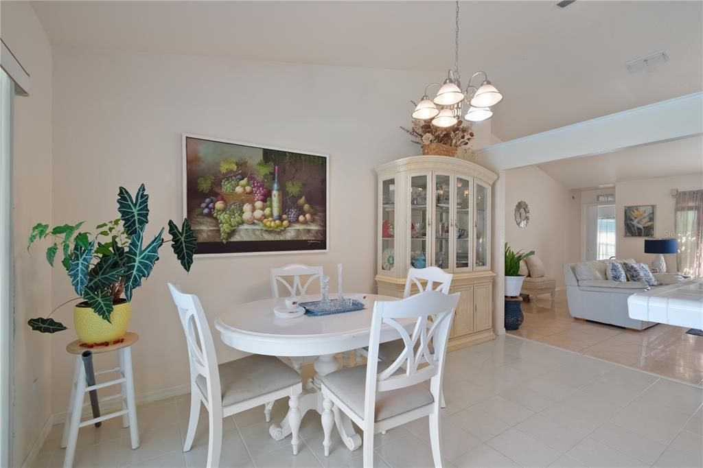 Active With Contract: $275,536 (4 beds, 3 baths, 2026 Square Feet)