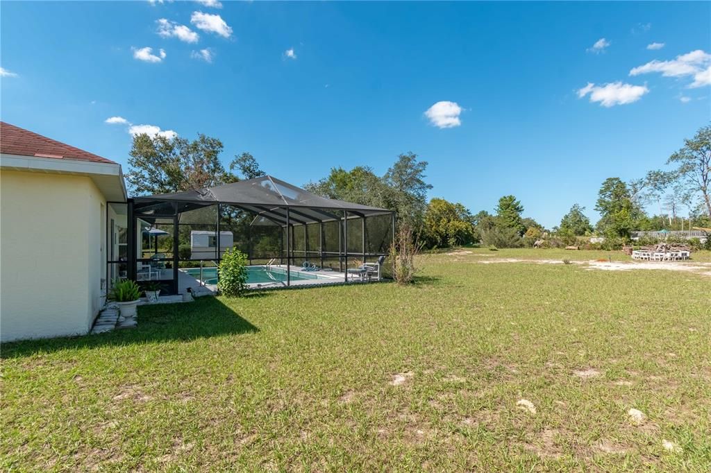 Active With Contract: $275,536 (4 beds, 3 baths, 2026 Square Feet)