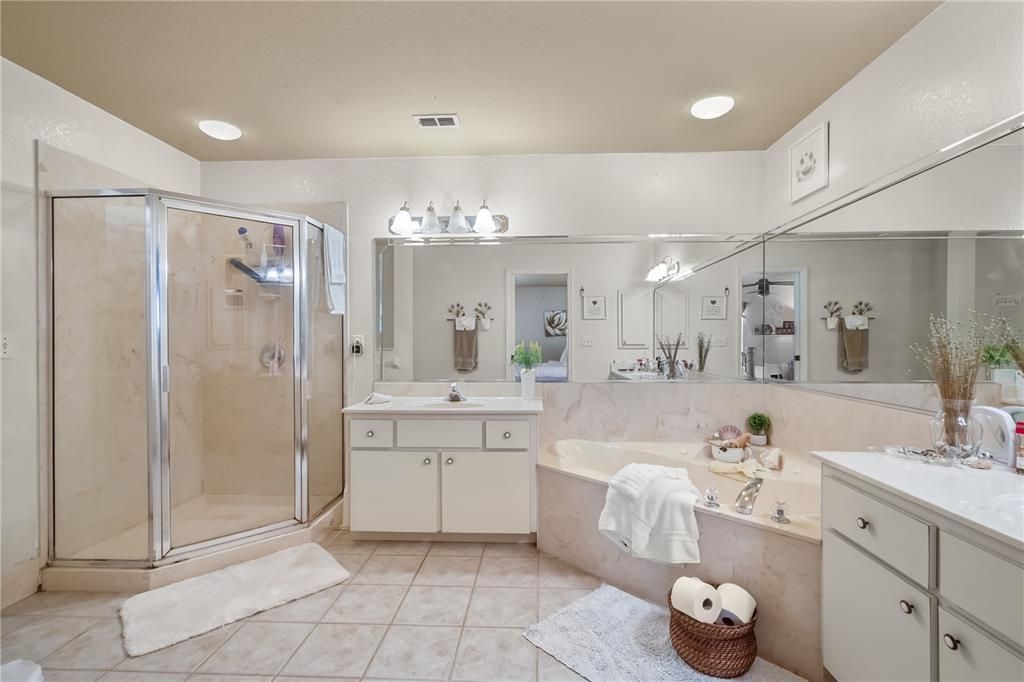 Active With Contract: $275,536 (4 beds, 3 baths, 2026 Square Feet)