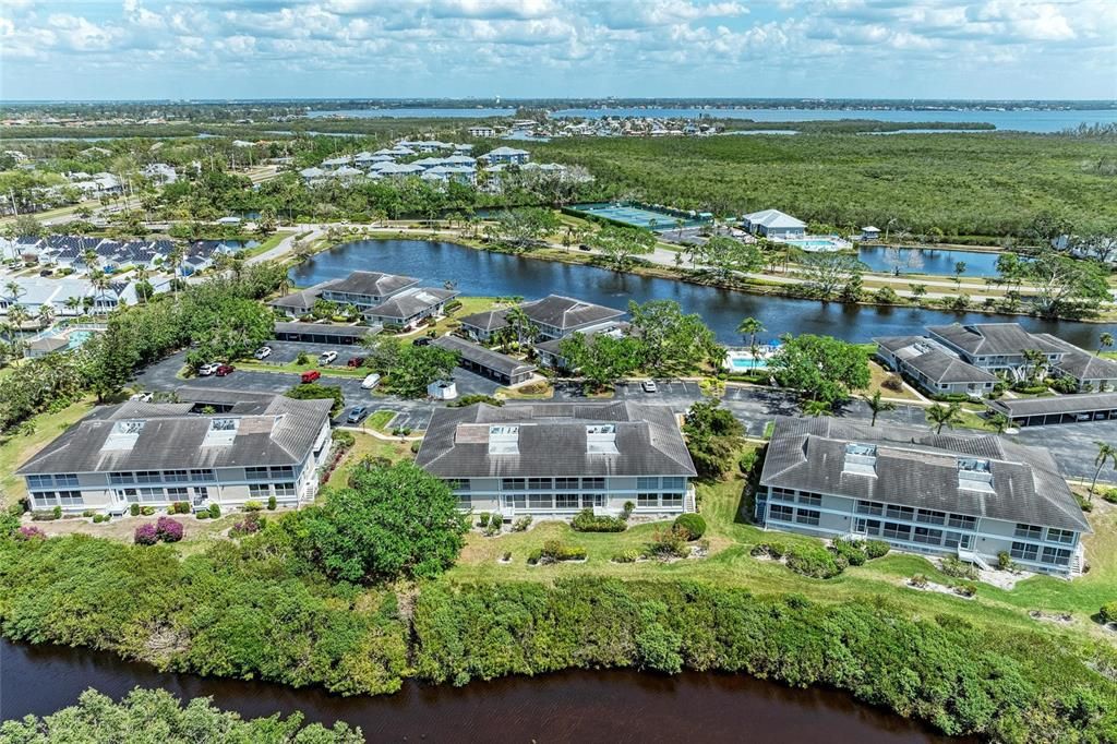 For Sale: $449,900 (3 beds, 2 baths, 1985 Square Feet)