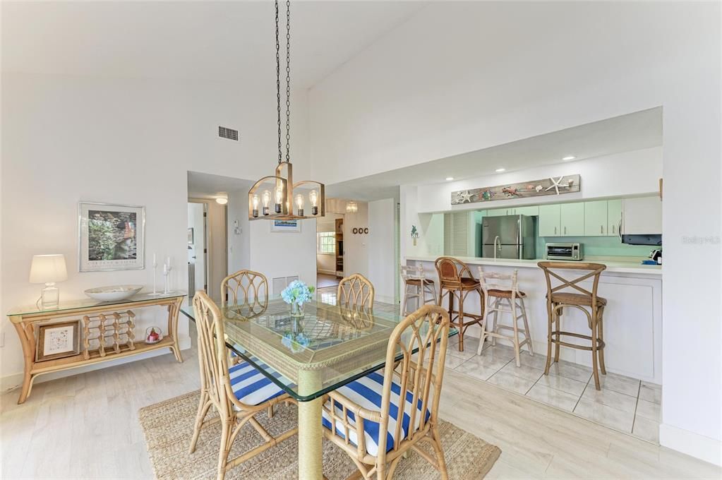 For Sale: $449,900 (3 beds, 2 baths, 1985 Square Feet)