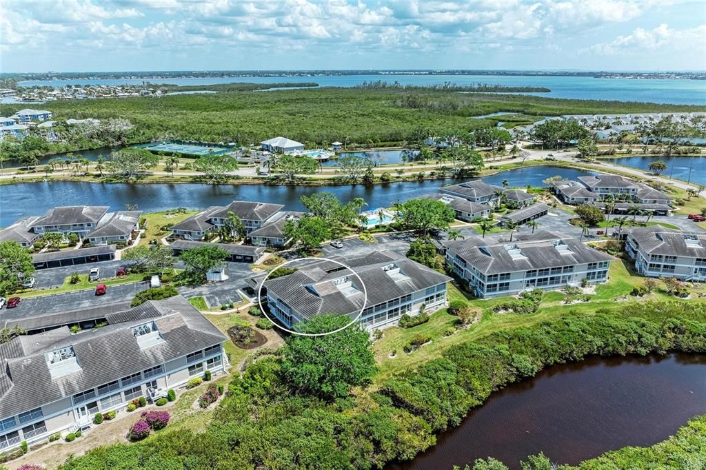 For Sale: $449,900 (3 beds, 2 baths, 1985 Square Feet)