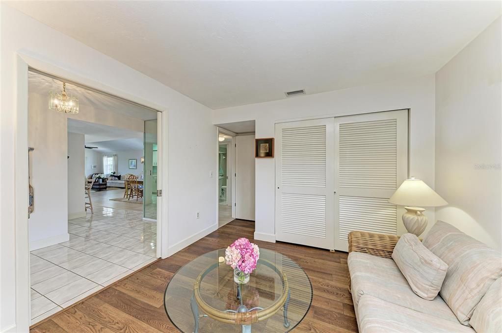 For Sale: $449,900 (3 beds, 2 baths, 1985 Square Feet)