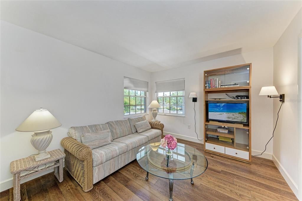 For Sale: $449,900 (3 beds, 2 baths, 1985 Square Feet)