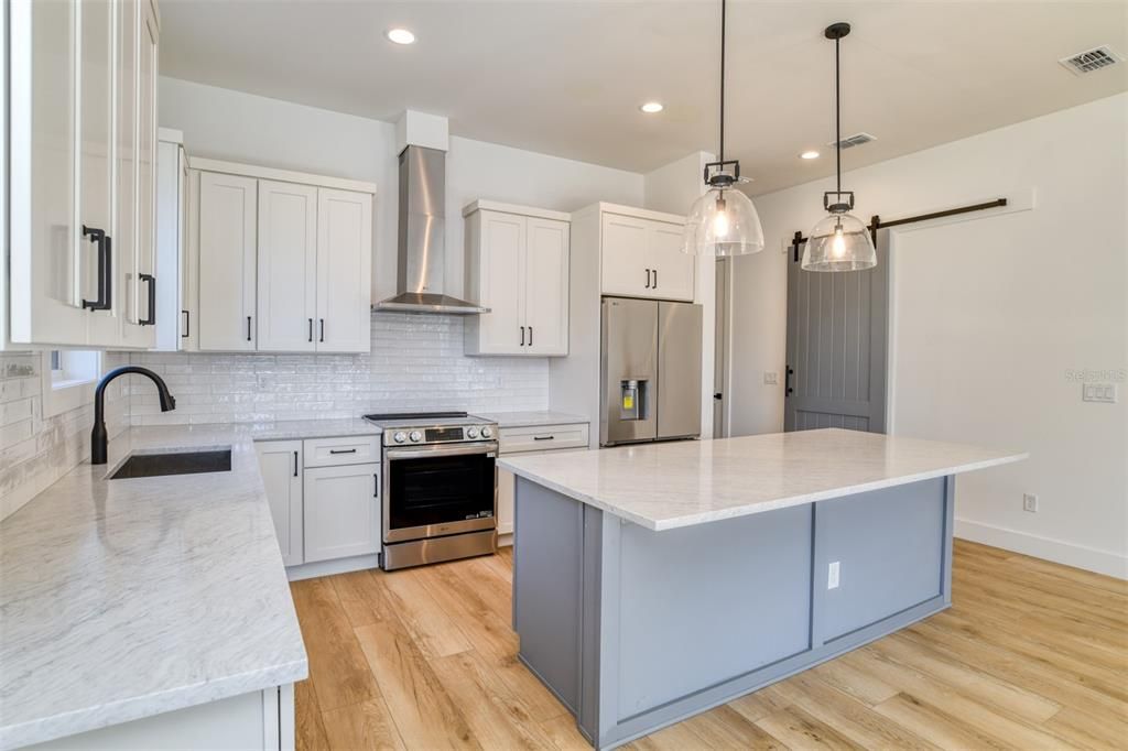 Active With Contract: $859,000 (3 beds, 2 baths, 1750 Square Feet)