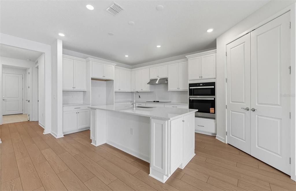 For Sale: $454,370 (3 beds, 3 baths, 2703 Square Feet)