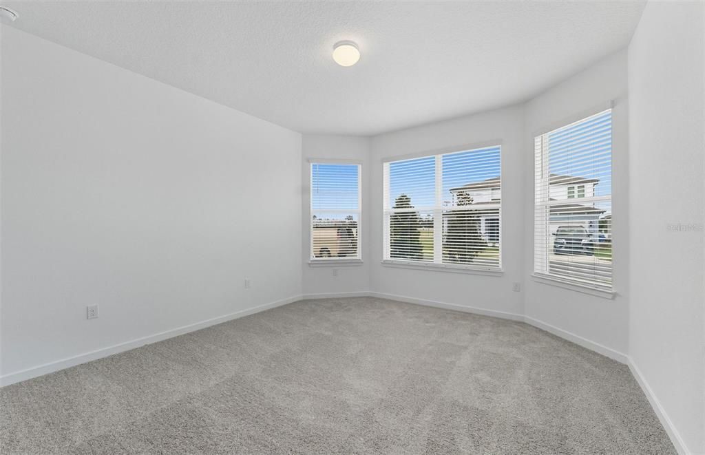 For Sale: $454,370 (3 beds, 3 baths, 2703 Square Feet)