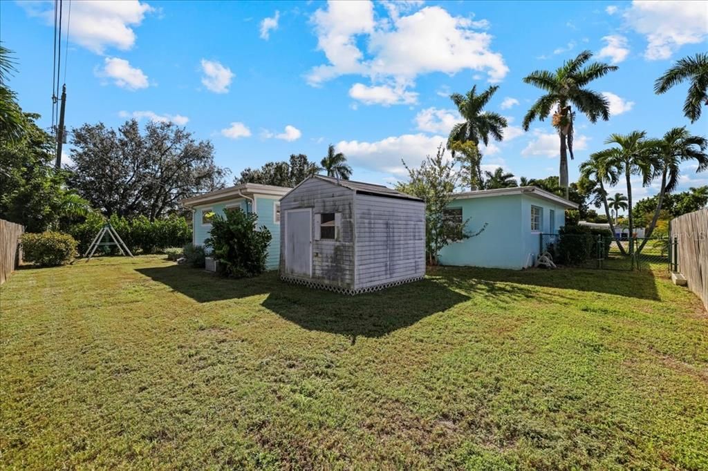 待售: $325,000 (4 贝兹, 2 浴室, 1648 平方英尺)