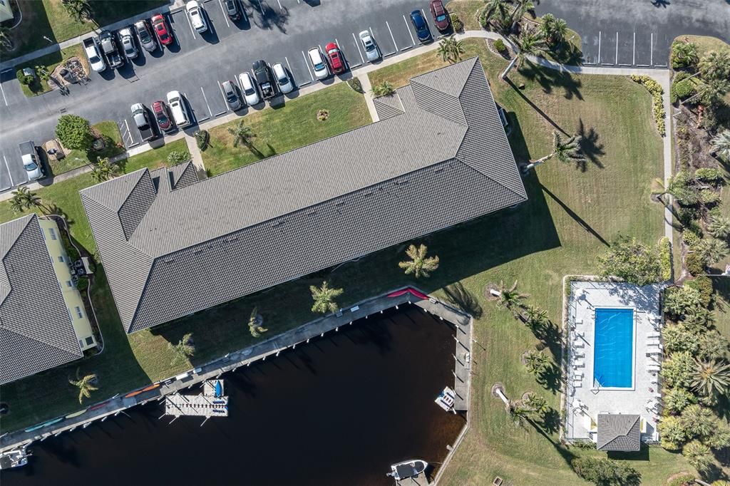 Под контрактом: $215,000 (2 спален, 2 ванн, 1110 Квадратных фут)