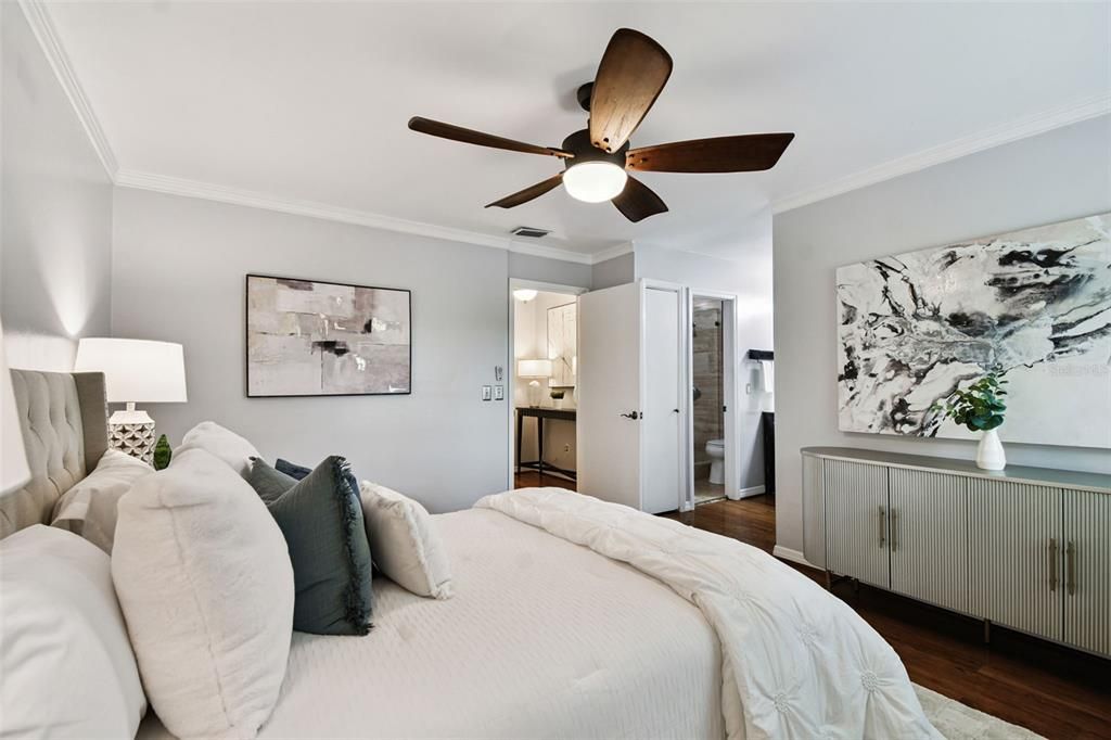 Active With Contract: $559,000 (2 beds, 2 baths, 1496 Square Feet)