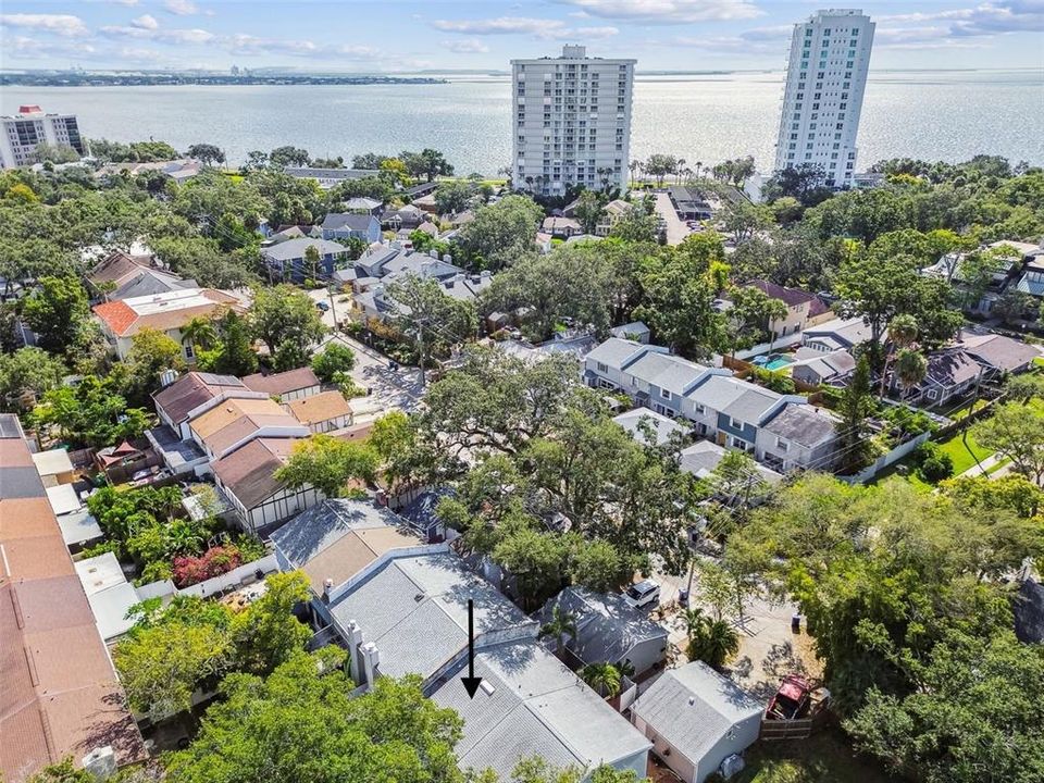 Active With Contract: $559,000 (2 beds, 2 baths, 1496 Square Feet)