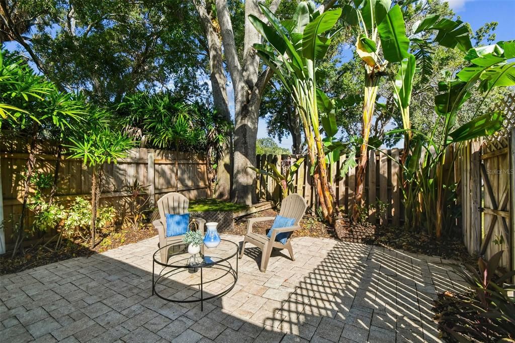 Active With Contract: $559,000 (2 beds, 2 baths, 1496 Square Feet)