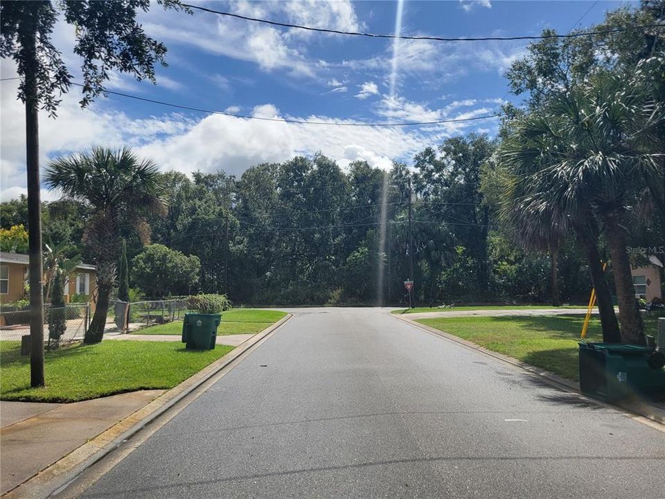 En Venta: $119,000 (0.09 acres)