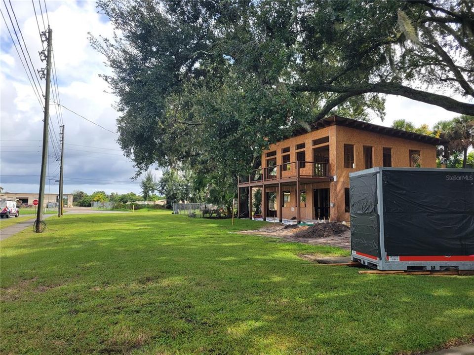 En Venta: $119,000 (0.09 acres)