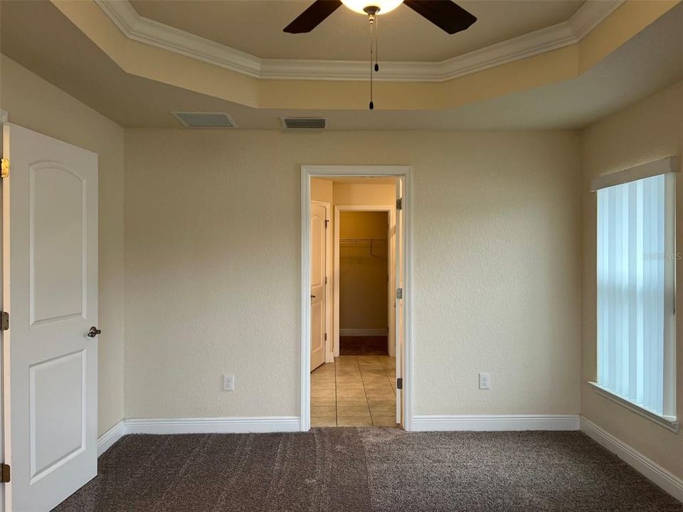 出租: $1,899 (4 贝兹, 2 浴室, 1767 平方英尺)