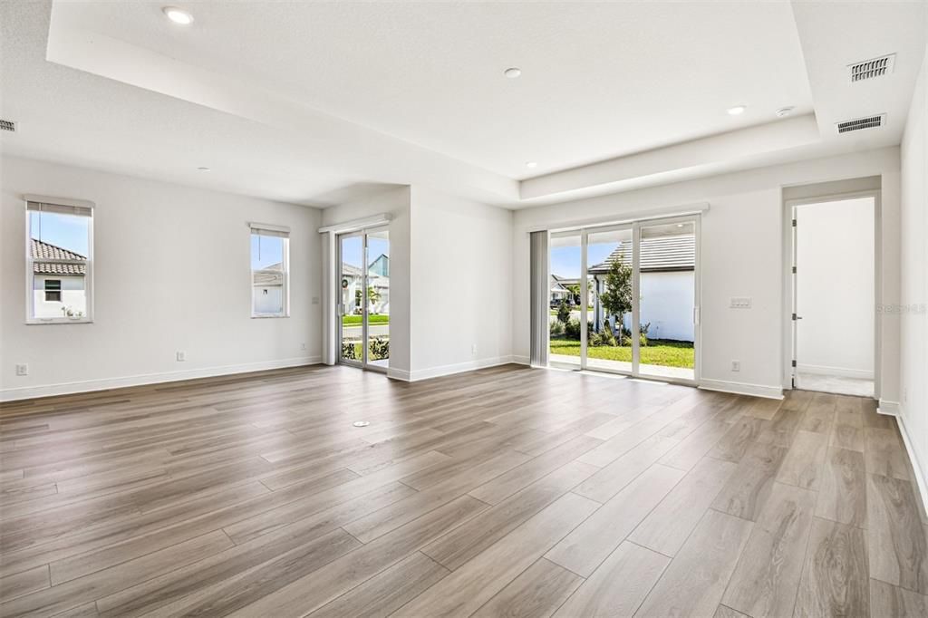 待售: $599,999 (3 贝兹, 2 浴室, 2337 平方英尺)