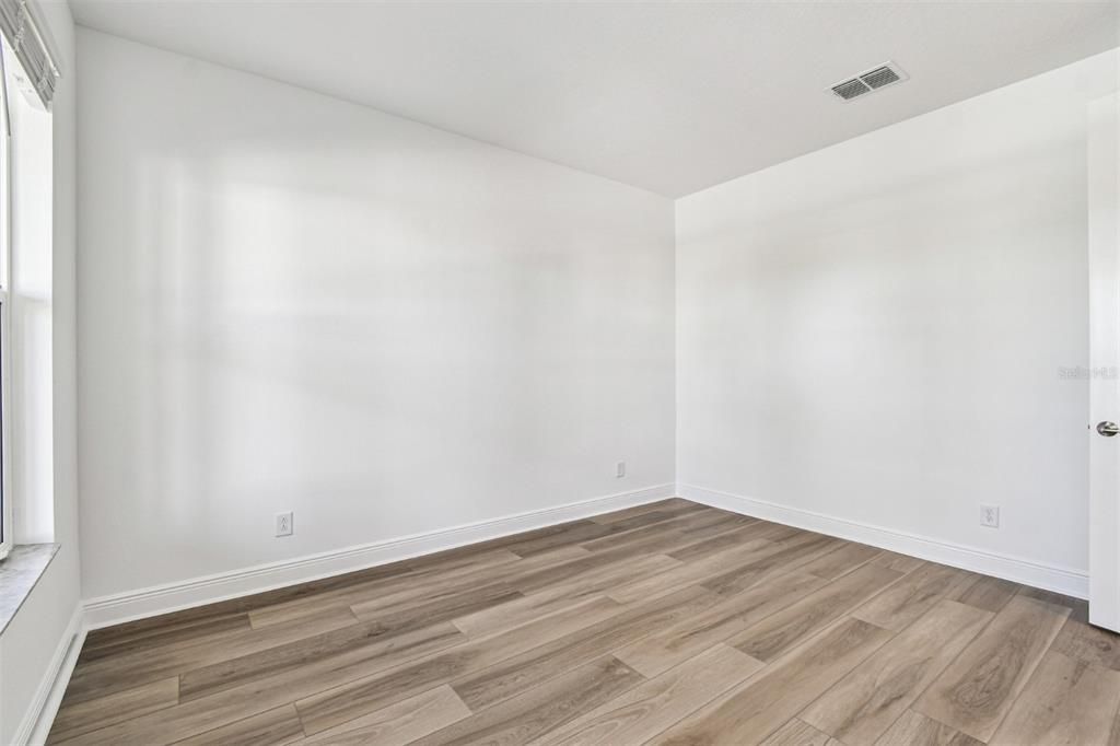 待售: $599,999 (3 贝兹, 2 浴室, 2337 平方英尺)