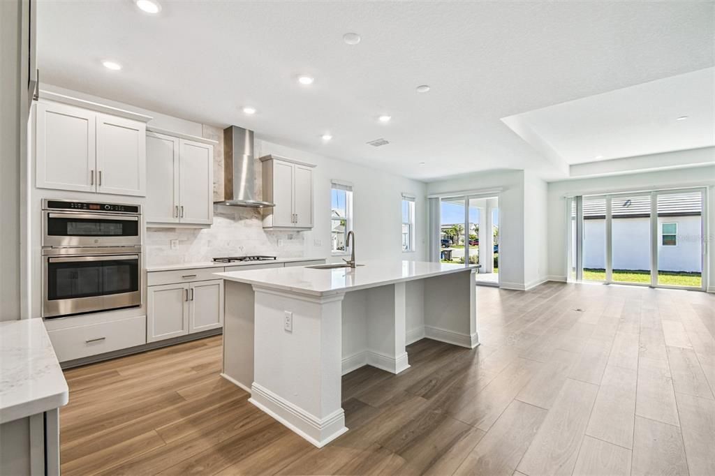 待售: $599,999 (3 贝兹, 2 浴室, 2337 平方英尺)