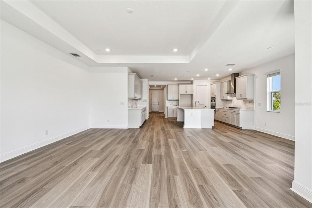 待售: $599,999 (3 贝兹, 2 浴室, 2337 平方英尺)