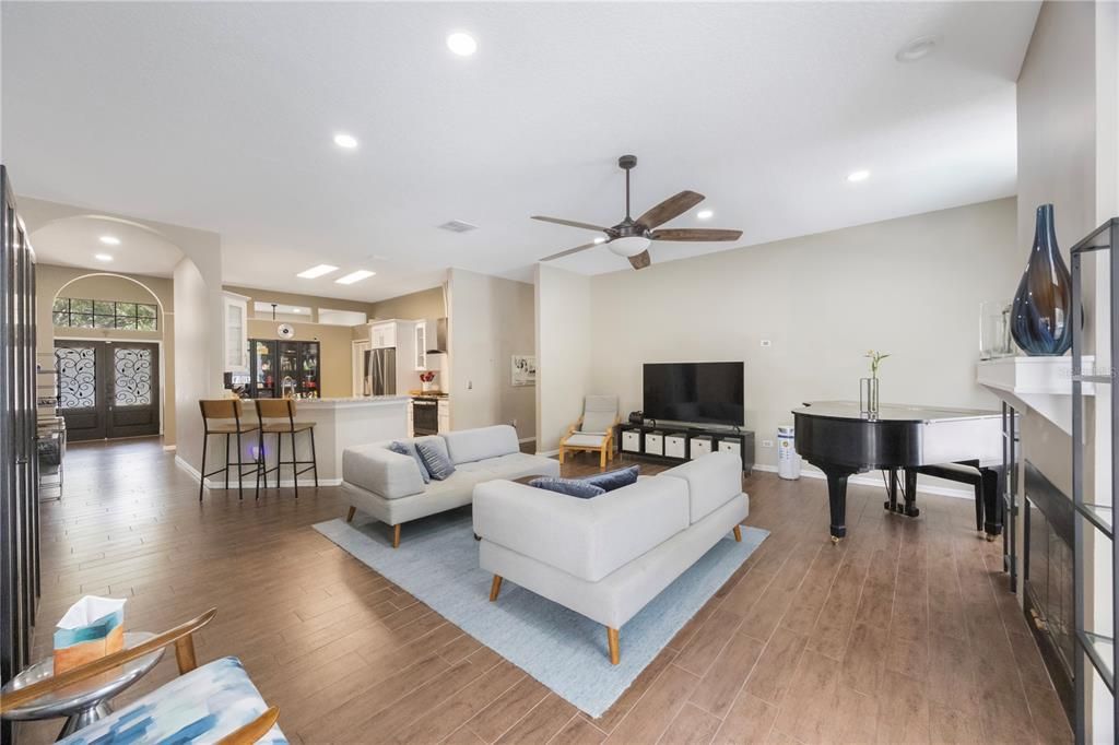 For Sale: $530,000 (3 beds, 2 baths, 2065 Square Feet)