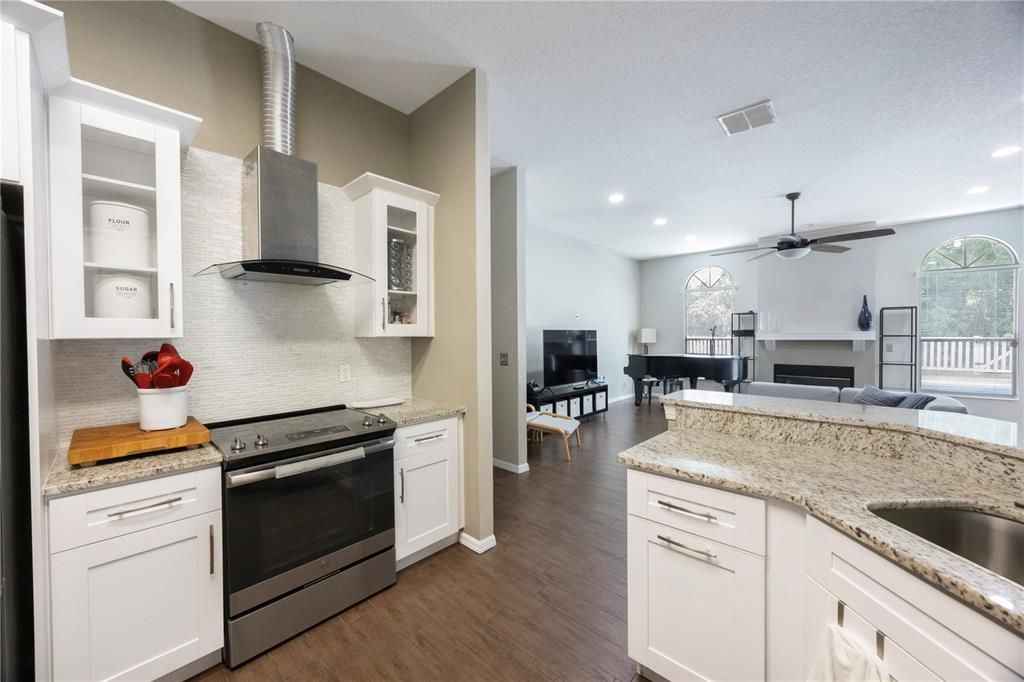 For Sale: $530,000 (3 beds, 2 baths, 2065 Square Feet)