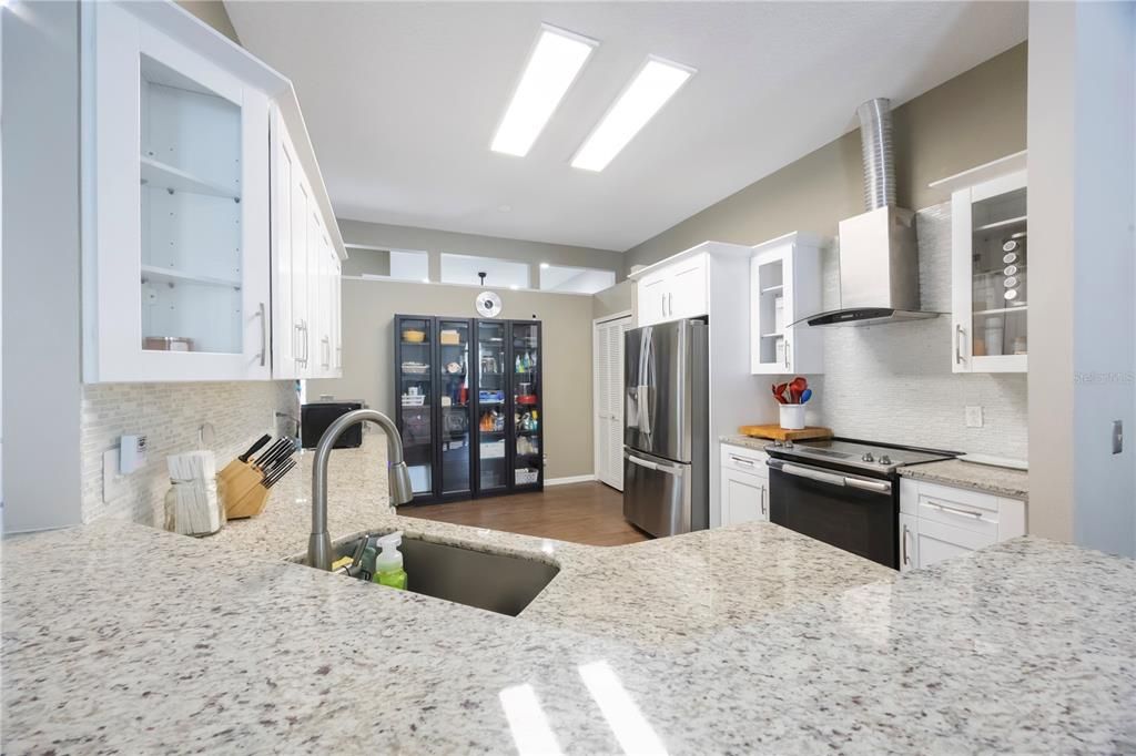 For Sale: $530,000 (3 beds, 2 baths, 2065 Square Feet)