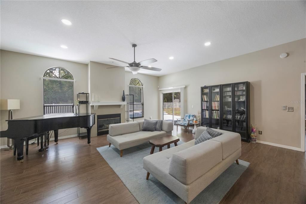 For Sale: $530,000 (3 beds, 2 baths, 2065 Square Feet)