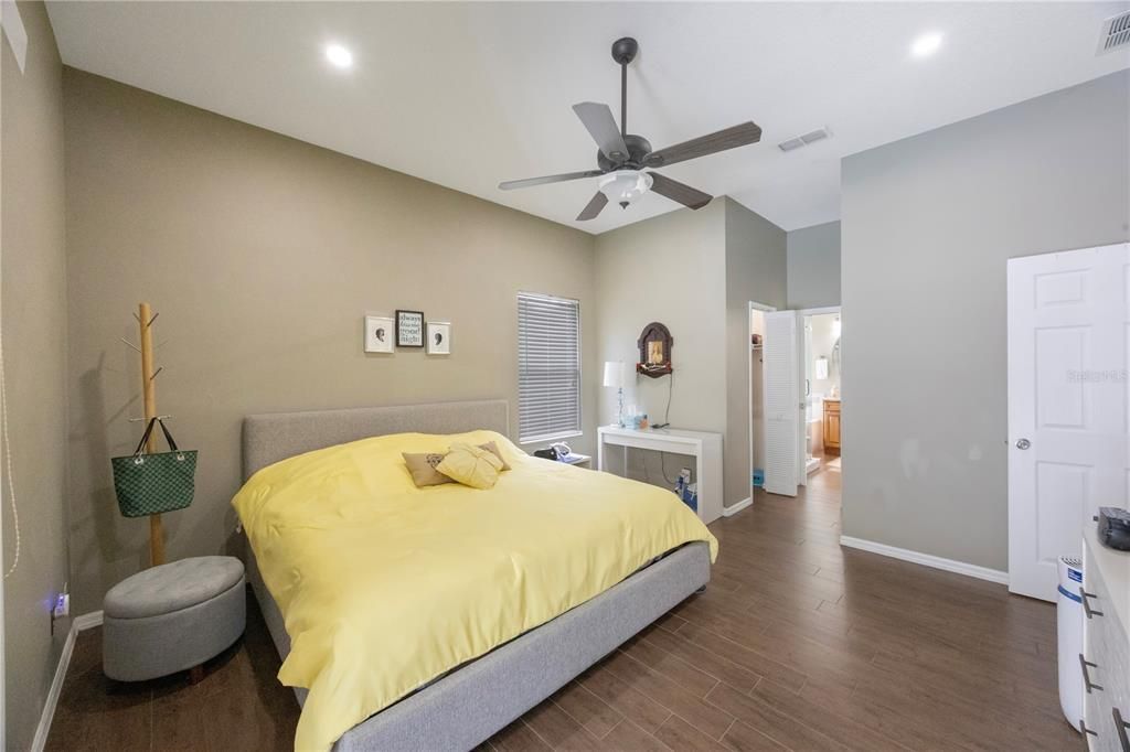 For Sale: $530,000 (3 beds, 2 baths, 2065 Square Feet)