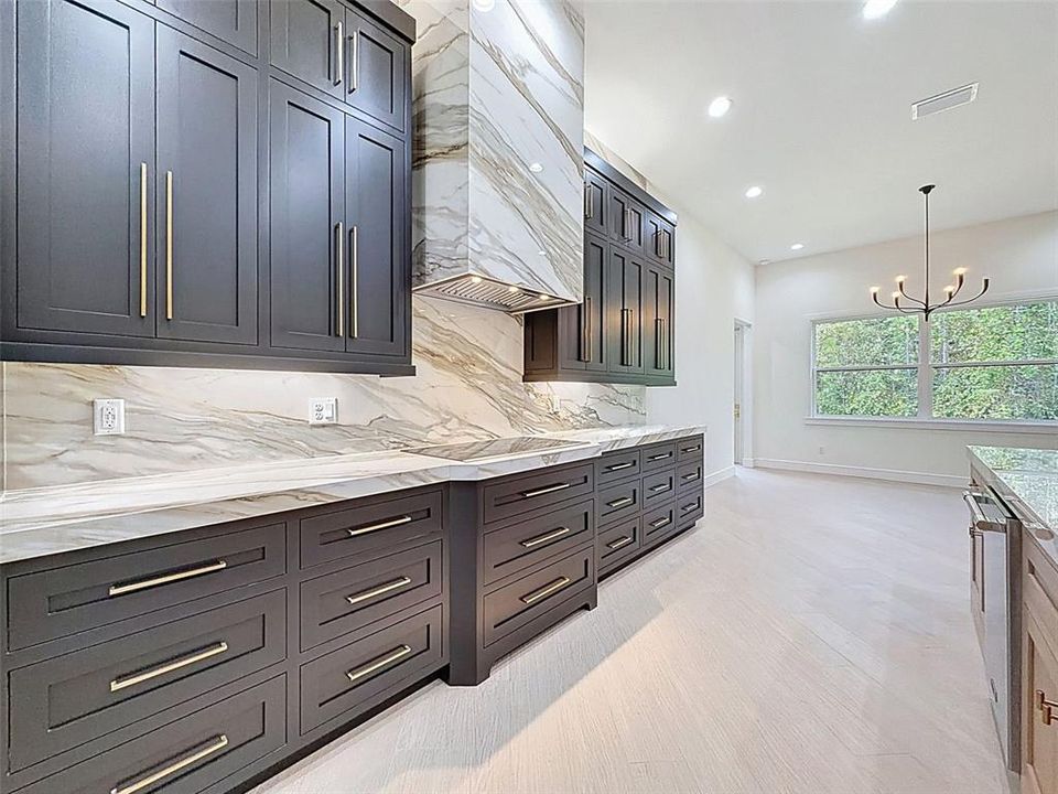 На продажу: $650,000 (3 спален, 3 ванн, 2682 Квадратных фут)